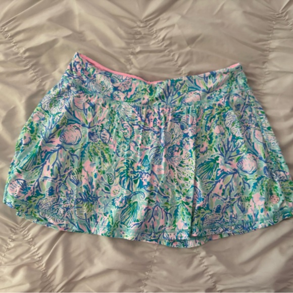 Lily Pulitzer skort - Picture 2 of 3